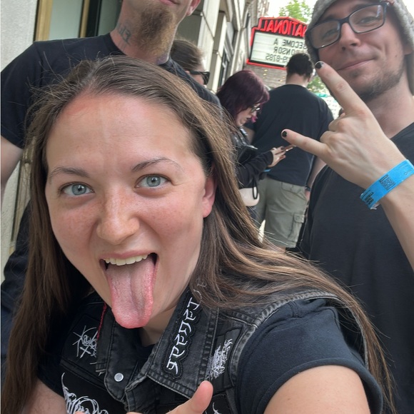 Meet your Posher, Rachel - Picture 5 of 7